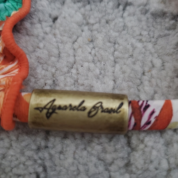 Bikini - Picture 2 of 2